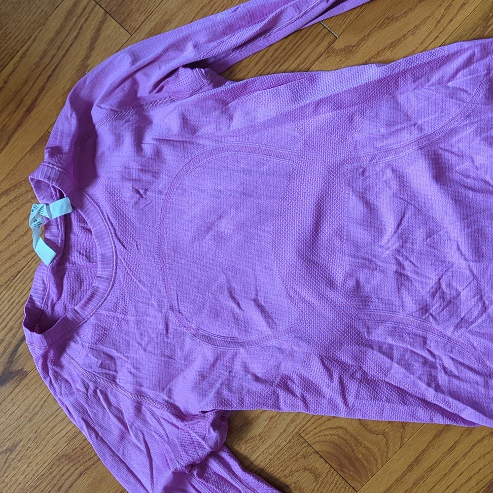 Lululemon swiftly tech size 8